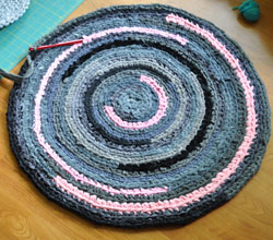 053110GrayPinkBlackinProgress250.jpg