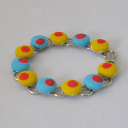 111409Bracelet250.jpg