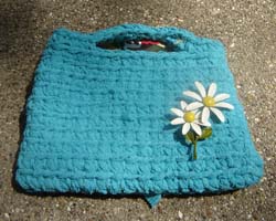 DaisyClutch250.jpg