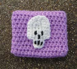 PurpleSkullPouch250.jpg